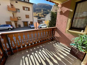 Property grounds - Cozy 6-Person Apartment in Val Cenis Lanslebourg, Close to Ski Lifts and Shops (Val-Cenis)