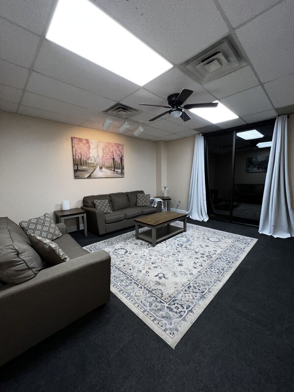 Smart TV - Very Large Lofy - Free Parking- Perimeter UAB (Birmingham)