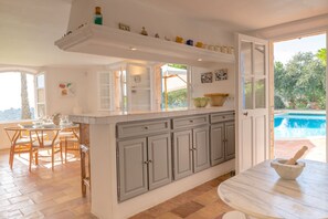 Outdoor pool, a heated pool - charming villa with stunning view and pool (La Croix-Valmer)