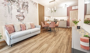 Deluxe Apartment, Park View | Individually decorated, individually furnished, free WiFi, bed sheets - Baltic-Apartments - Apartamenty Matejki (Swinoujscie)