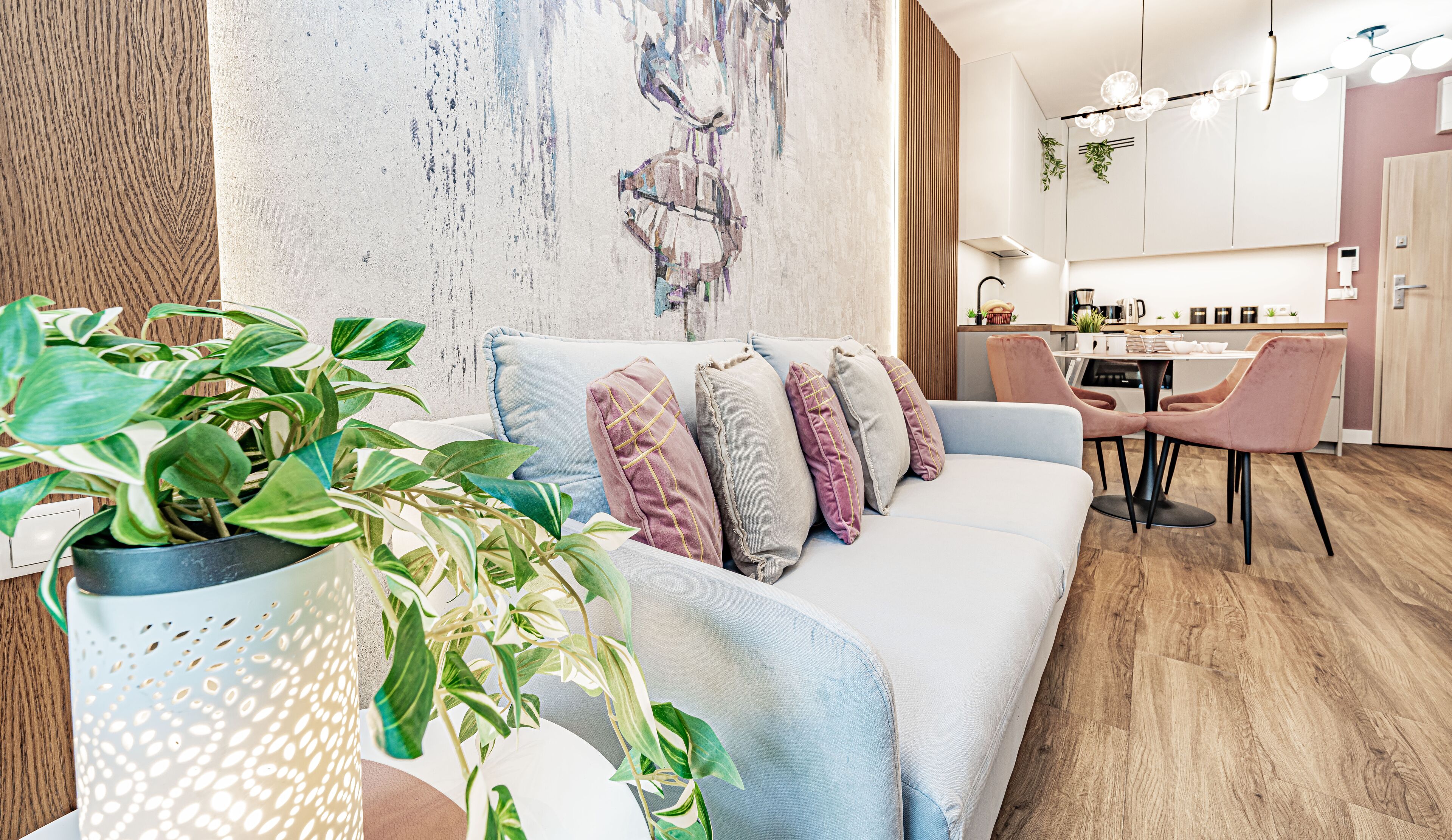 Deluxe Apartment, Park View | Individually decorated, individually furnished, free WiFi, bed sheets