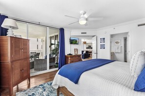 3 slaapkamers, een strijkplank/strijkijzer, reisbedje, gratis wifi