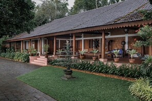 Lobby - BluSalzz Villa - Muhamma, Alleppey - Kerala (Cherthala)