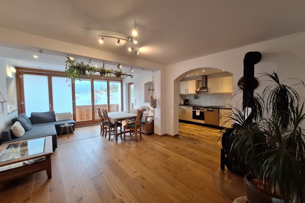 Untersberg 1-5 Personen 75qm, 2 SZ,WZ, WC, Balkon-Wohn-und Essbereich der Ferienwohnung Untersberg