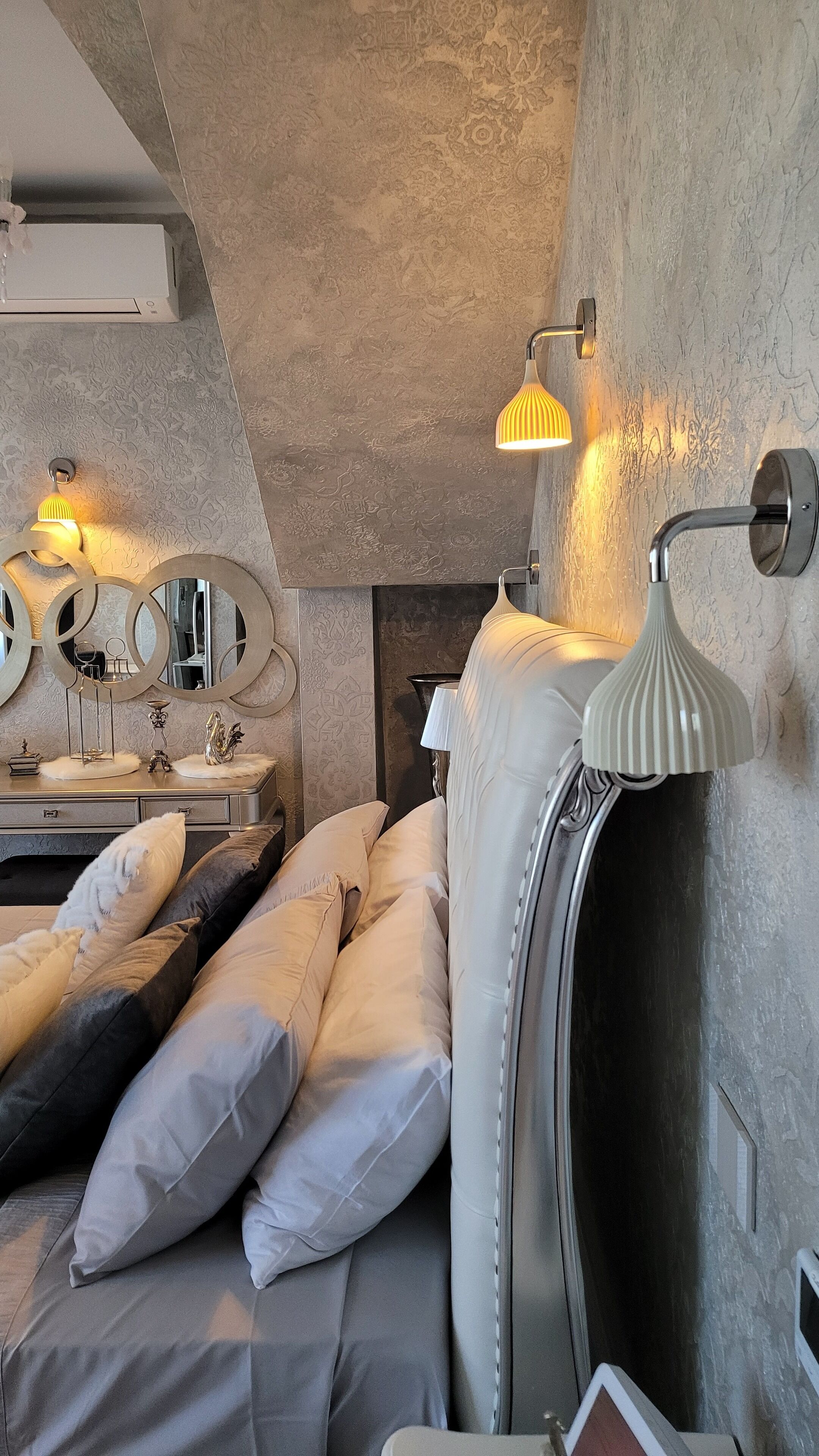 panoramic penthouse | egyptian cotton sheets, premium bedding, down duvets, memory-foam beds