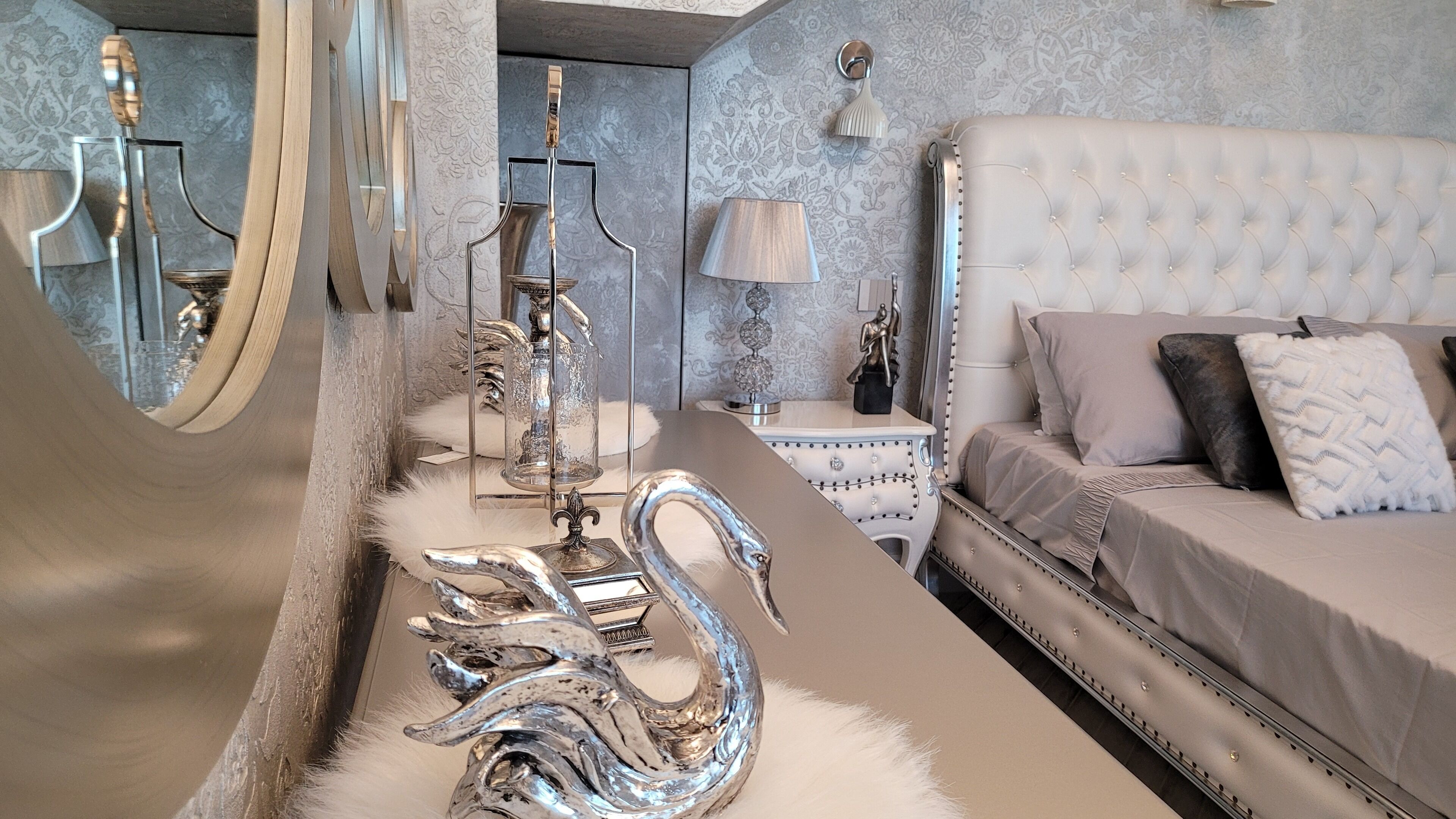 panoramic penthouse | egyptian cotton sheets, premium bedding, down duvets, memory-foam beds