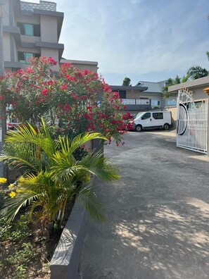 Bagian depan properti