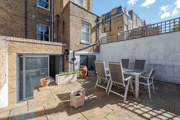 Apartment (2 Bedrooms) | Terrace/patio - Fabulous Fulham (London)