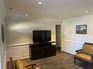 Smart TV, reproductor de DVD y videoteca 