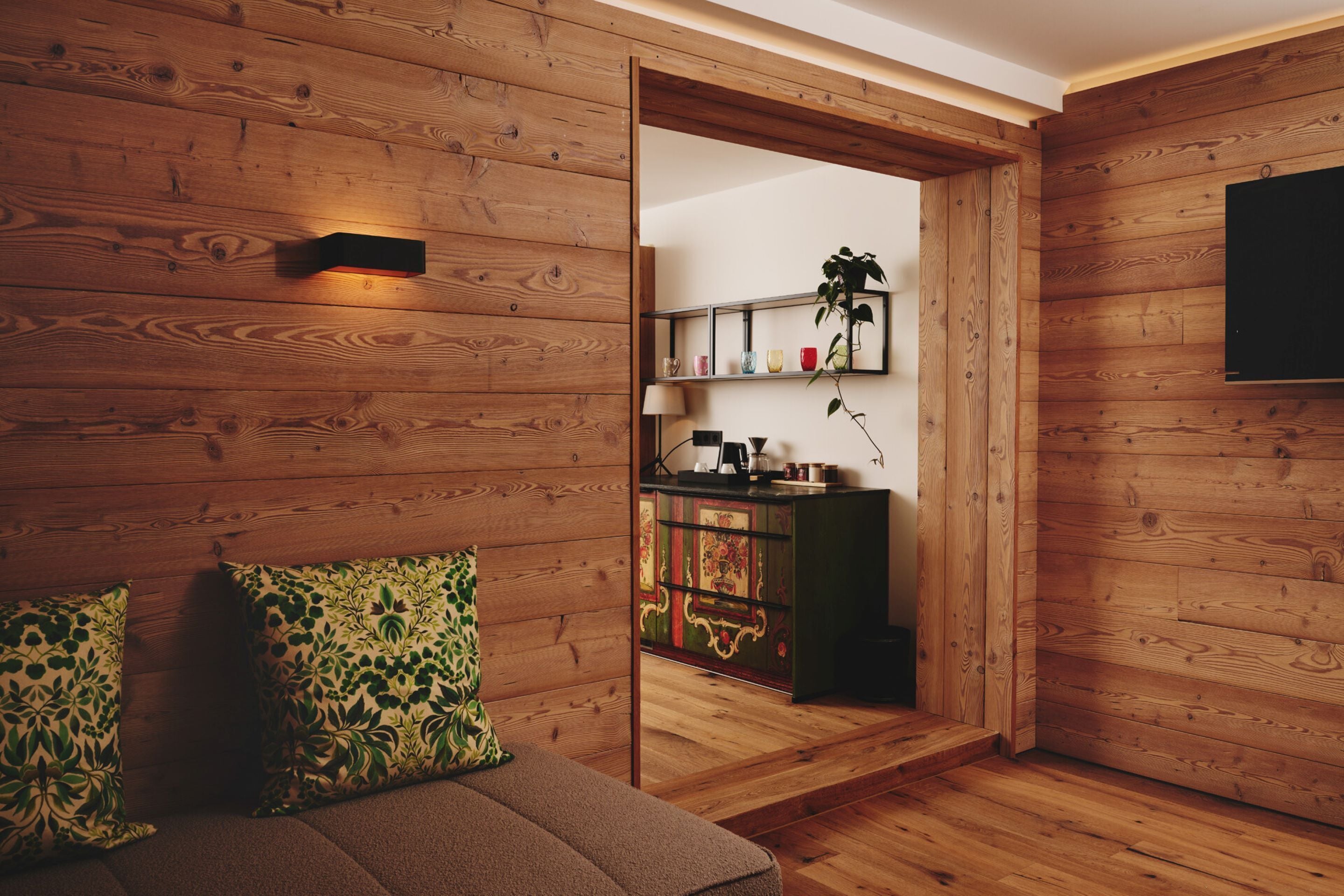 Suite estudio Confort | Ropa de cama hipoalergénica, edredones de plumas, minibar y caja fuerte