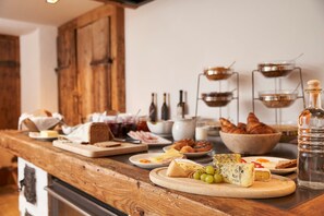 Petit déjeuner buffet compris tous les jours