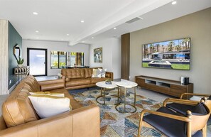 TV, table tennis - Modern Posh – Mid-Century Oasis with Pool, Spa, Game Yard & Mountain Views (Palm Springs)