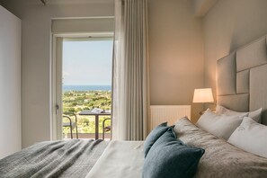 3 bedrooms, iron/ironing board, travel crib, free WiFi - Casa Laura - Sky Lounge Villas (Svoronata)