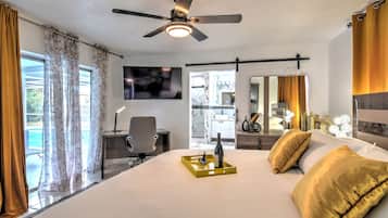 3 bedrooms, in-room safe, desk, iron/ironing board