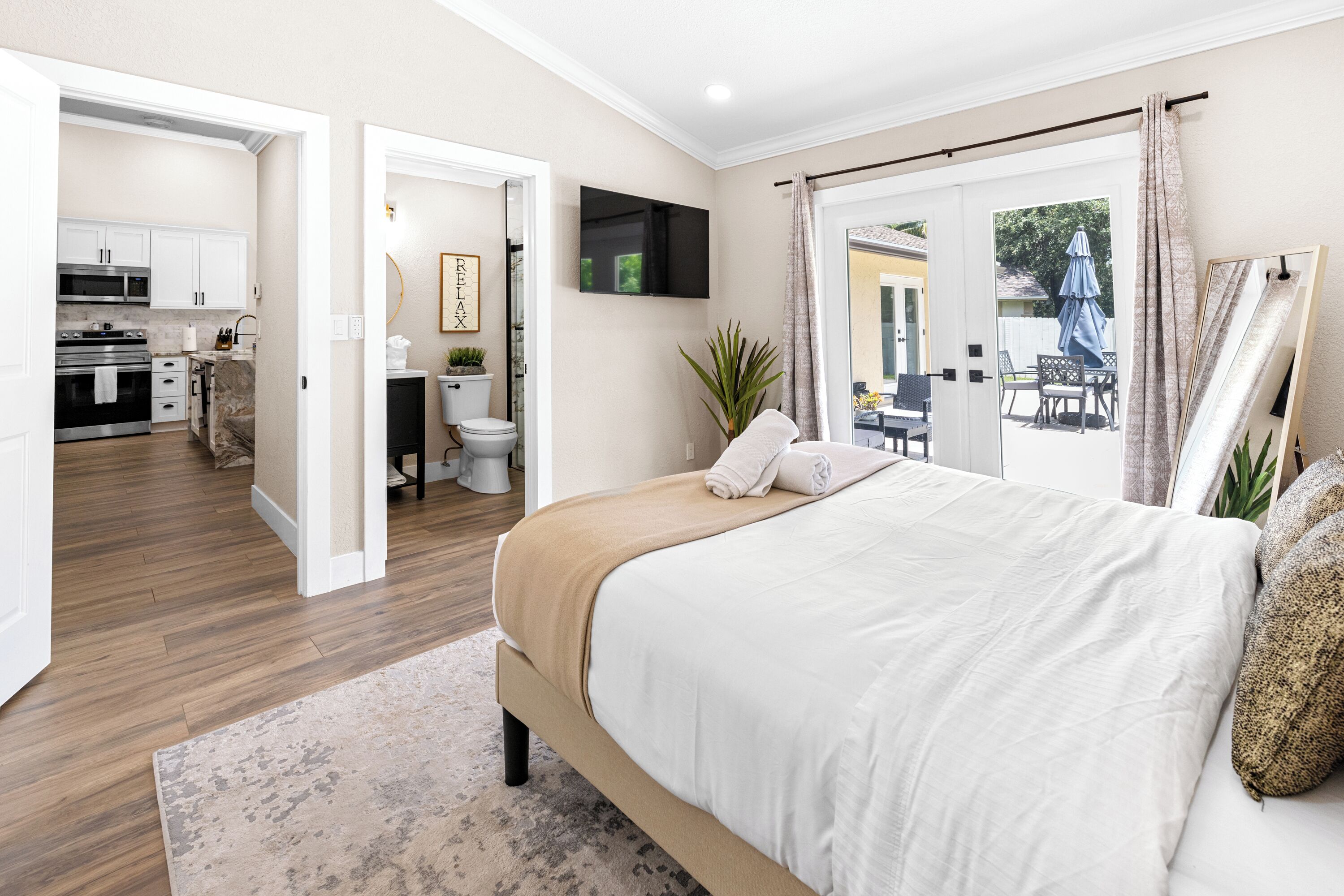 2 habitaciones, tabla de planchar con plancha y wifi gratis 