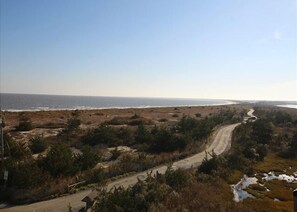 Beach nearby - 2857 S. Bayshore Dr. -Unique! Pet friendly, water views galore!! (Milton)