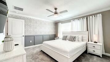 4 bedrooms, iron/ironing board, WiFi, bed sheets