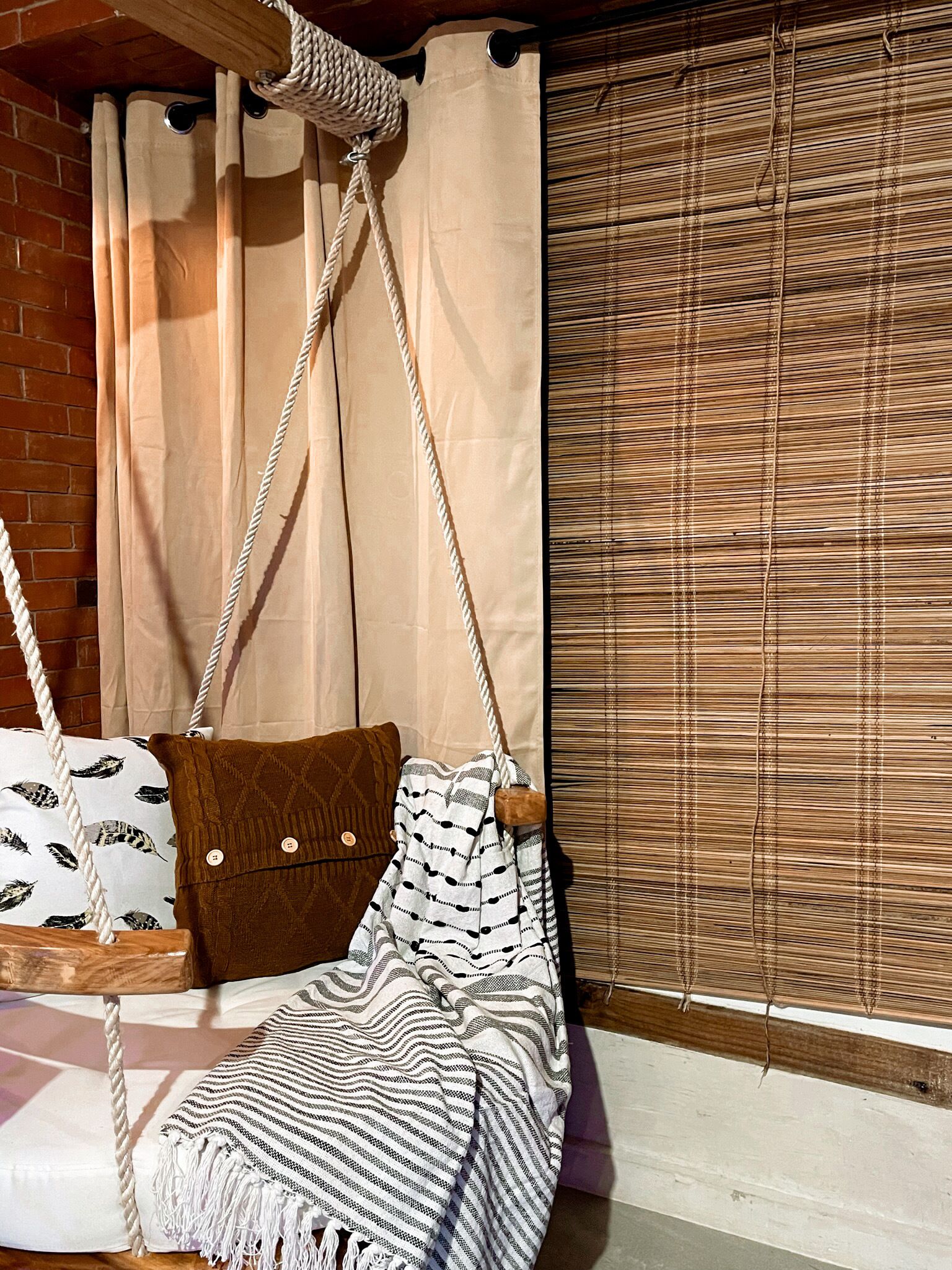 deluxe studio | egyptian cotton sheets, premium bedding, down duvets, memory-foam beds