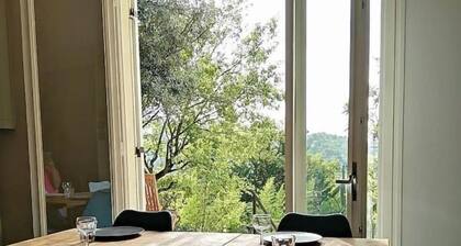 Cosy house, nestled in nature, 5 minutes from the center