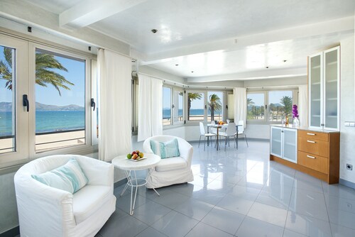 Magnific Apt. 1 Sea View by JS Villas