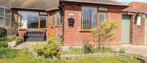 Cottage | Front of property