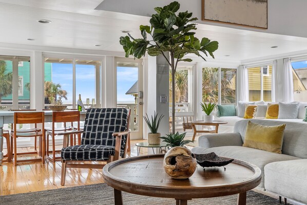 Televisión y oficina 