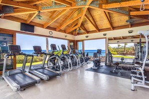 Fitness facility - Hali‘i Kai 3BR in Waikoloa Beach Resort (Kamuela)