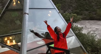 Pyramid under the stars + barbecue + breakfast