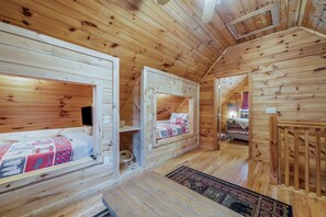 2 Schlafzimmer, Bügeleisen/Bügelbrett, Internetzugang, Bettwäsche