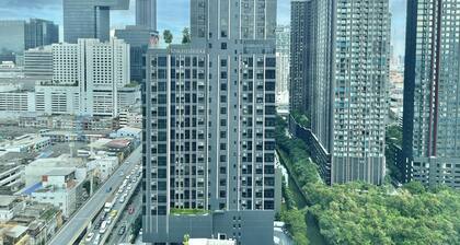 Minimal 2BD Downtown Bangkok | 7min MRT, Central Rama 9, Jodd Fair, Ratchada