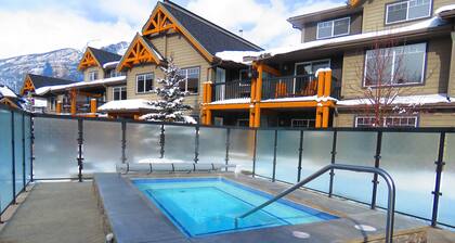 ★Rocky Mountain Retreat and 5 Min Walk to the Bow