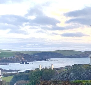 Beach/ocean view - 3 Linkside House, Thurlestone in S. Devon, ground floor apartment beaches nearby (Thurlestone)