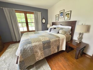 2 chambres, bureau, fer et planche à repasser, Wi-Fi gratuit