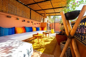 Terrace/patio - Charming Riad with rooftop pool (Marrakech)