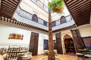 Dining - Charming Riad with rooftop pool (Marrakech)