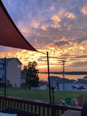 Property grounds - Heart of Osage Beach w the Best view of the lake down the main channel 4 miles (Osage Beach)