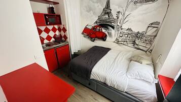 Standard Studio | 1 bedroom, premium bedding, memory foam beds, in-room safe