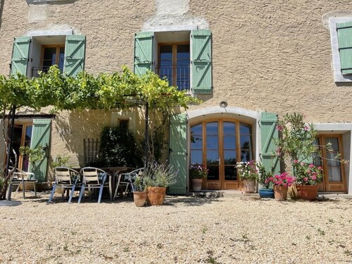 Stunning barn conversion with pool in Southern France