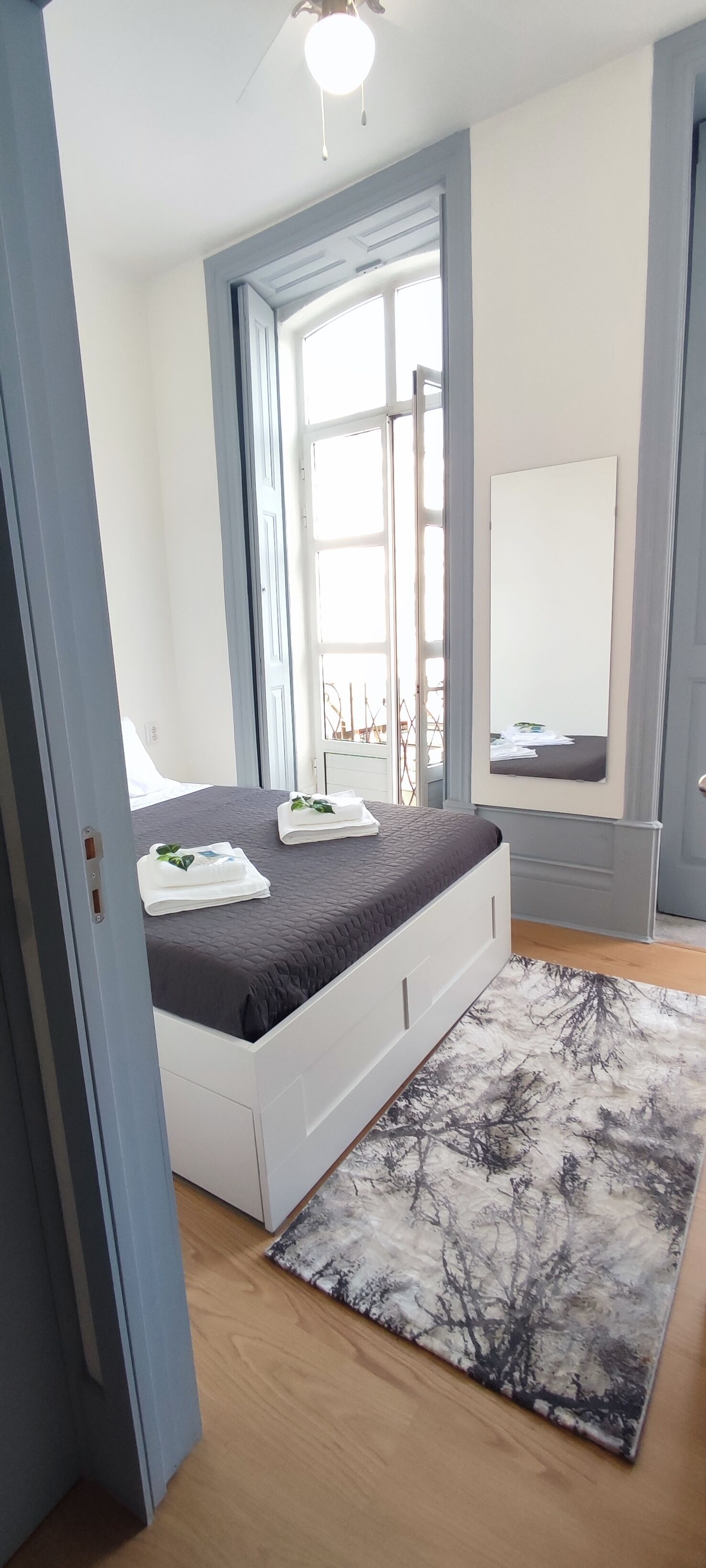 Exclusive Double Room, 1 Double Bed, Ensuite, Garden View | Minibar, desk, iron/ironing board, free WiFi