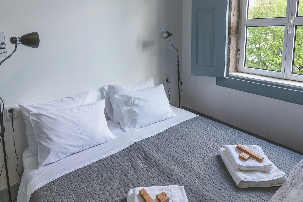 Minibar, Schreibtisch, Bügeleisen/Bügelbrett, kostenloses WLAN
