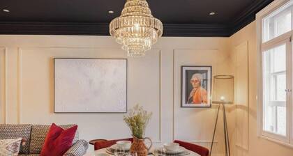 †STAY IN STYLE OPPOSITE WINDSOR CASTLE †PARKING