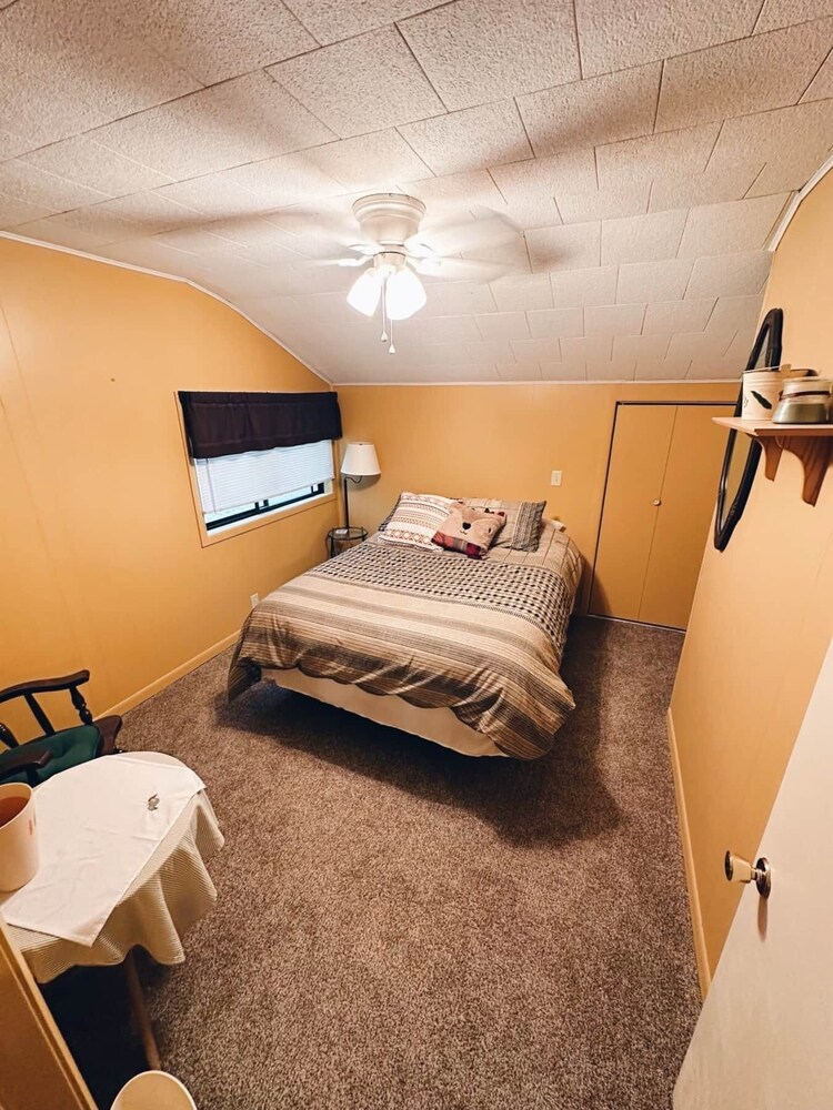 Shea Oaks Trail; Michigan Irons Vrbo