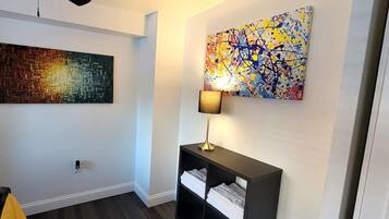 2 bedrooms, desk, iron/ironing board, free WiFi