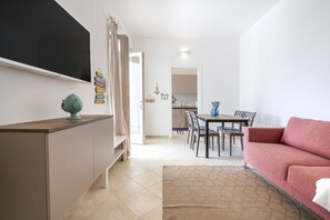 Fernseher, Stereoanlage