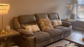 Smart TV, books, stereo, printers