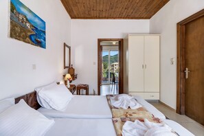 1 bedroom, free WiFi, bed sheets