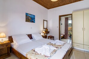 1 bedroom, free WiFi, bed sheets