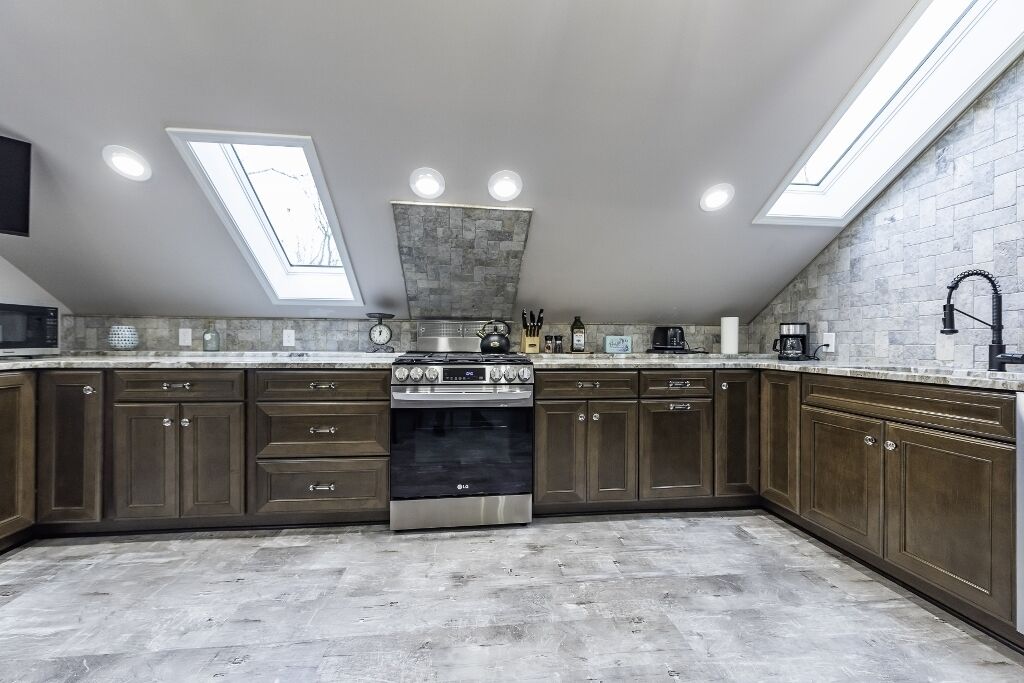 冰箱、微波炉、烤箱、炉灶