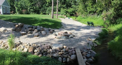 Quiet & Rural; close to Ann Arbor/Ypsilanti