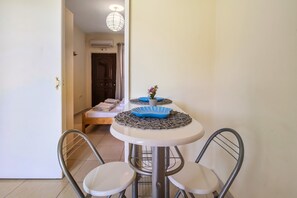Dining - Studio "Phaephon" with Sea View, Garden & Wi-Fi (Lefkada)